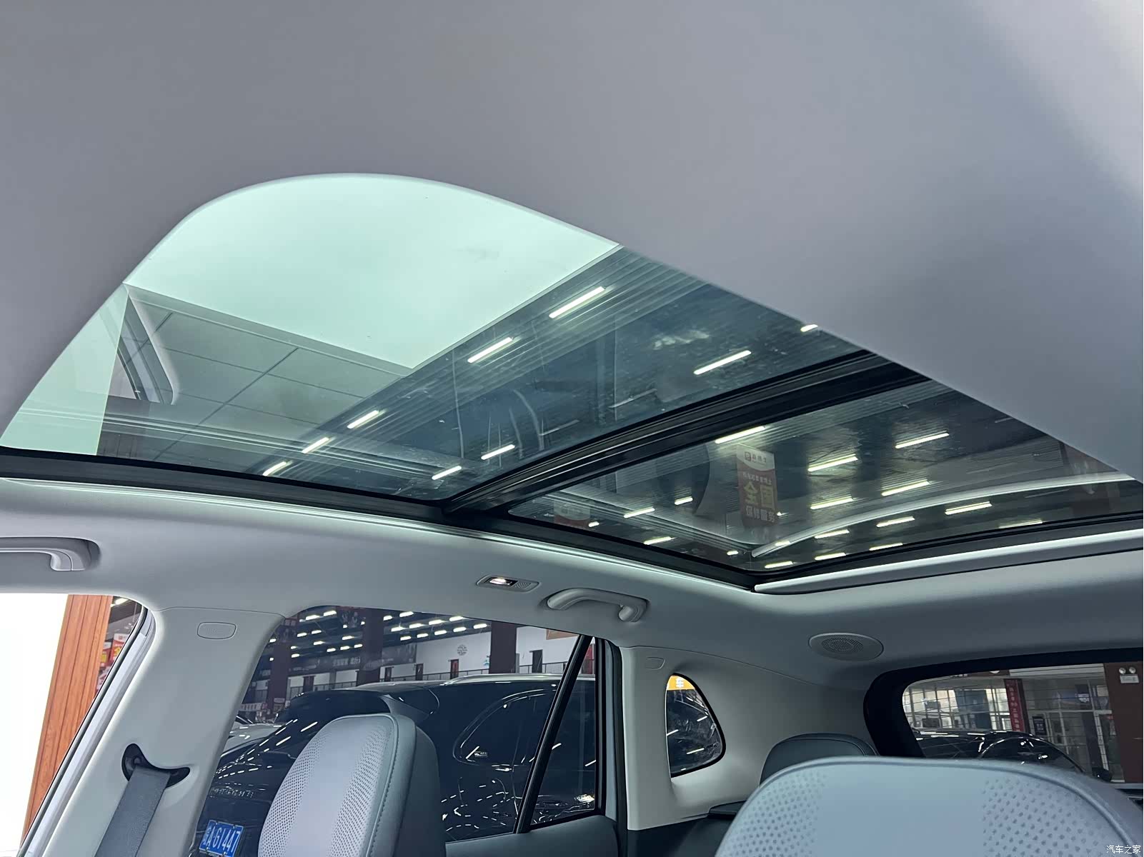 Geely Galaxy E5, 2025 18