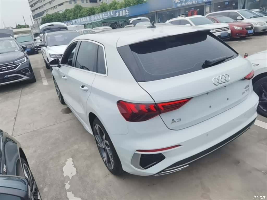 Audi A3, 2023 все фото