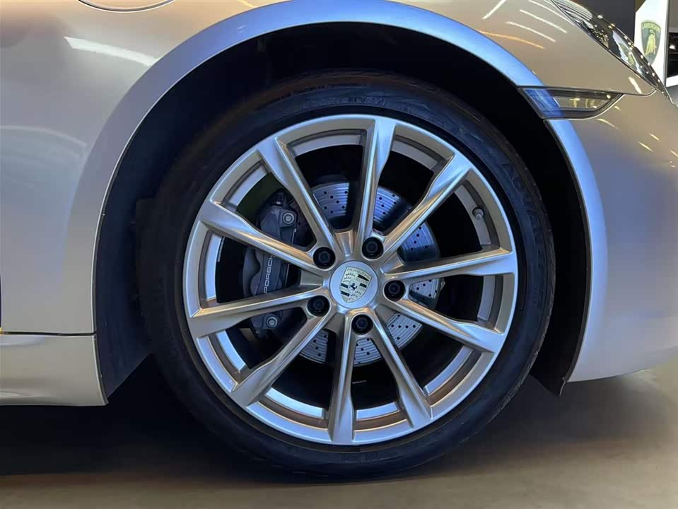 Porsche 718