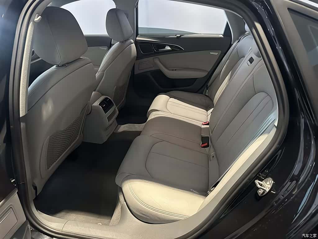 Audi A6L, 2016 14