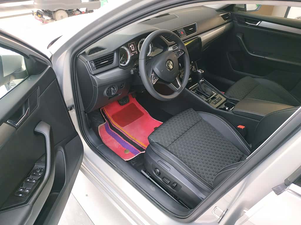 Skoda Superb, 2019 16
