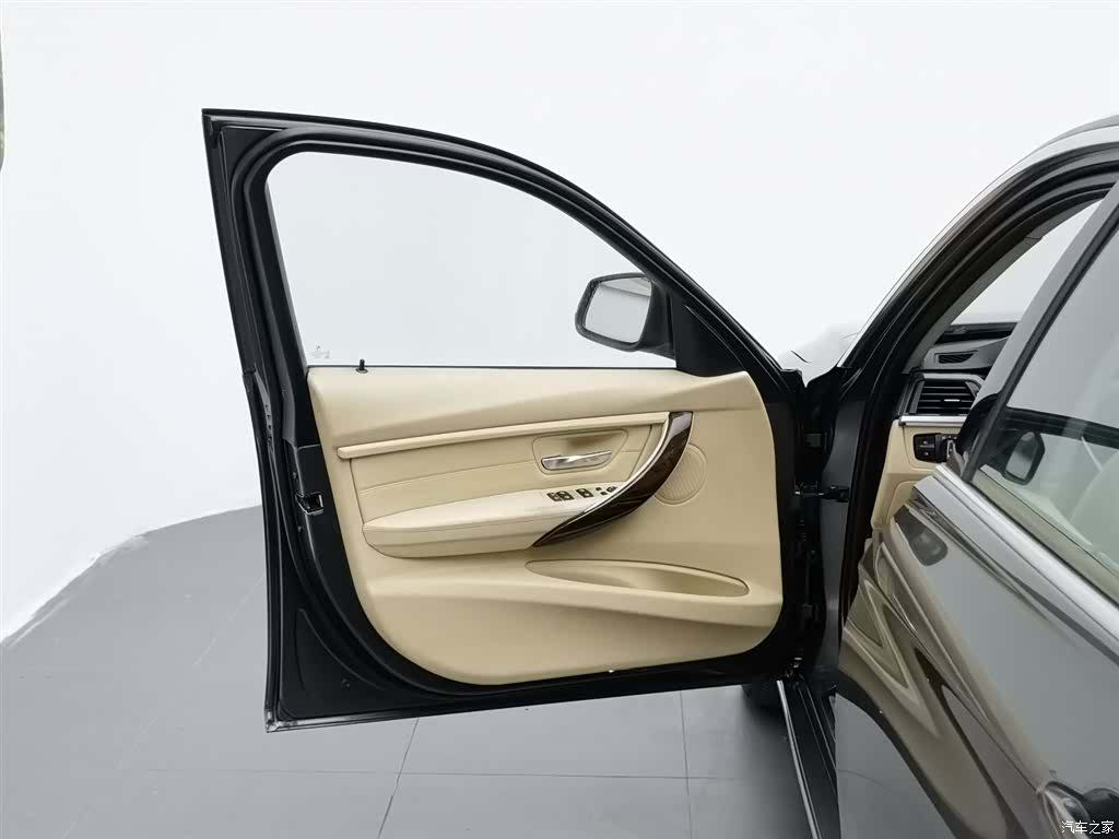 BMW 3 Series, 2013 8