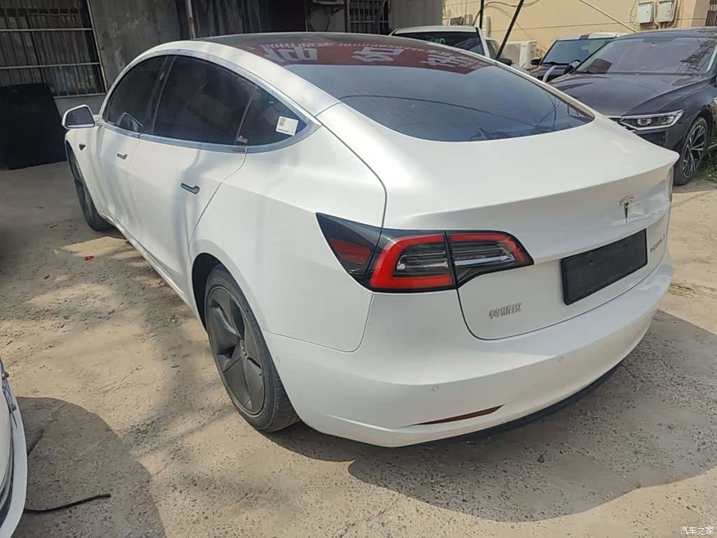 Tesla Model 3, 2021 все фото