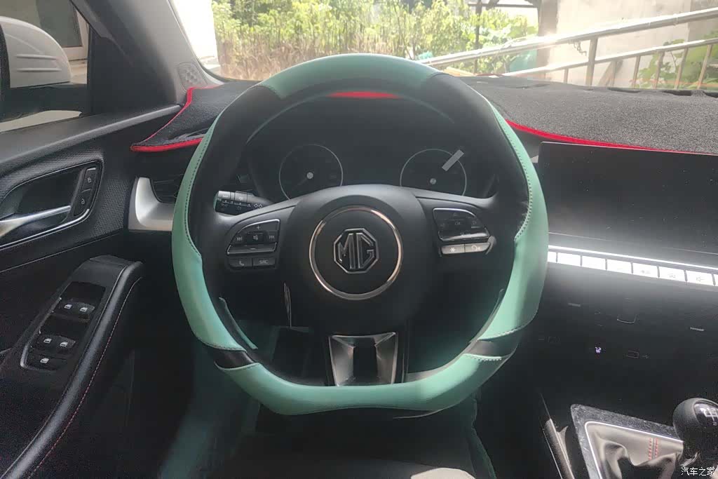 MG MG5, 2024 15