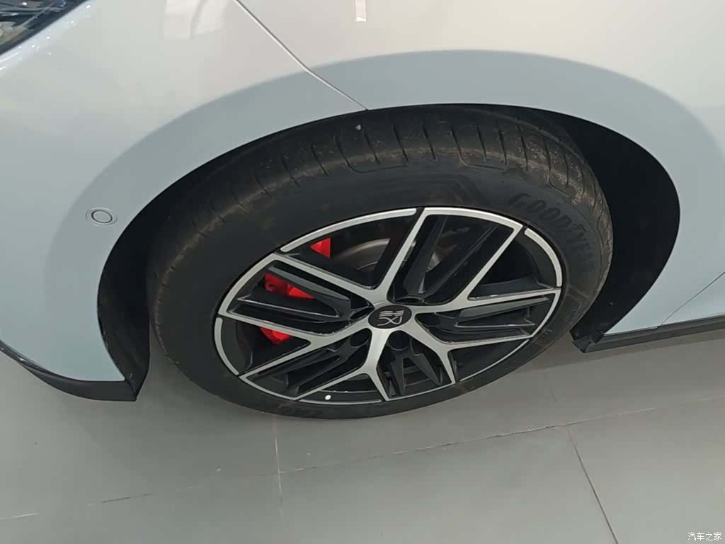 BYD Han, 2025 23