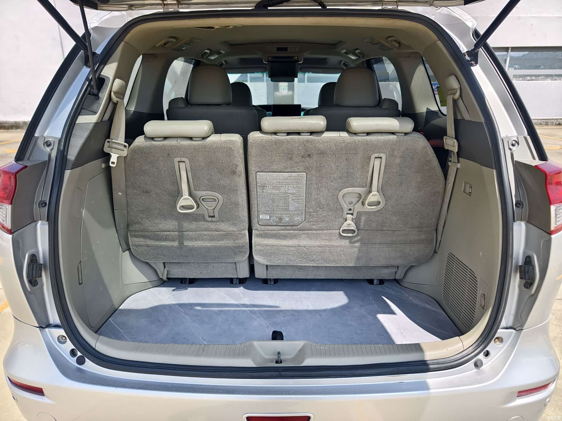 Toyota 7, 2010 14