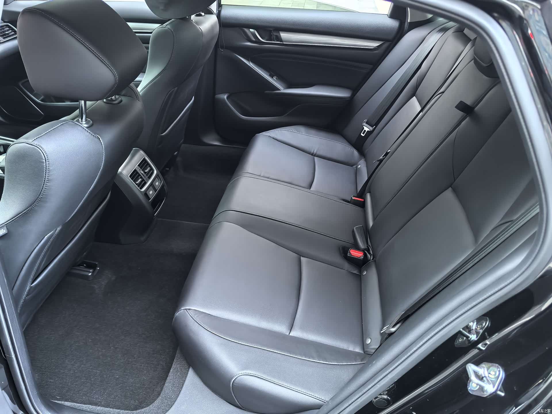 Honda Accord, 2023 19