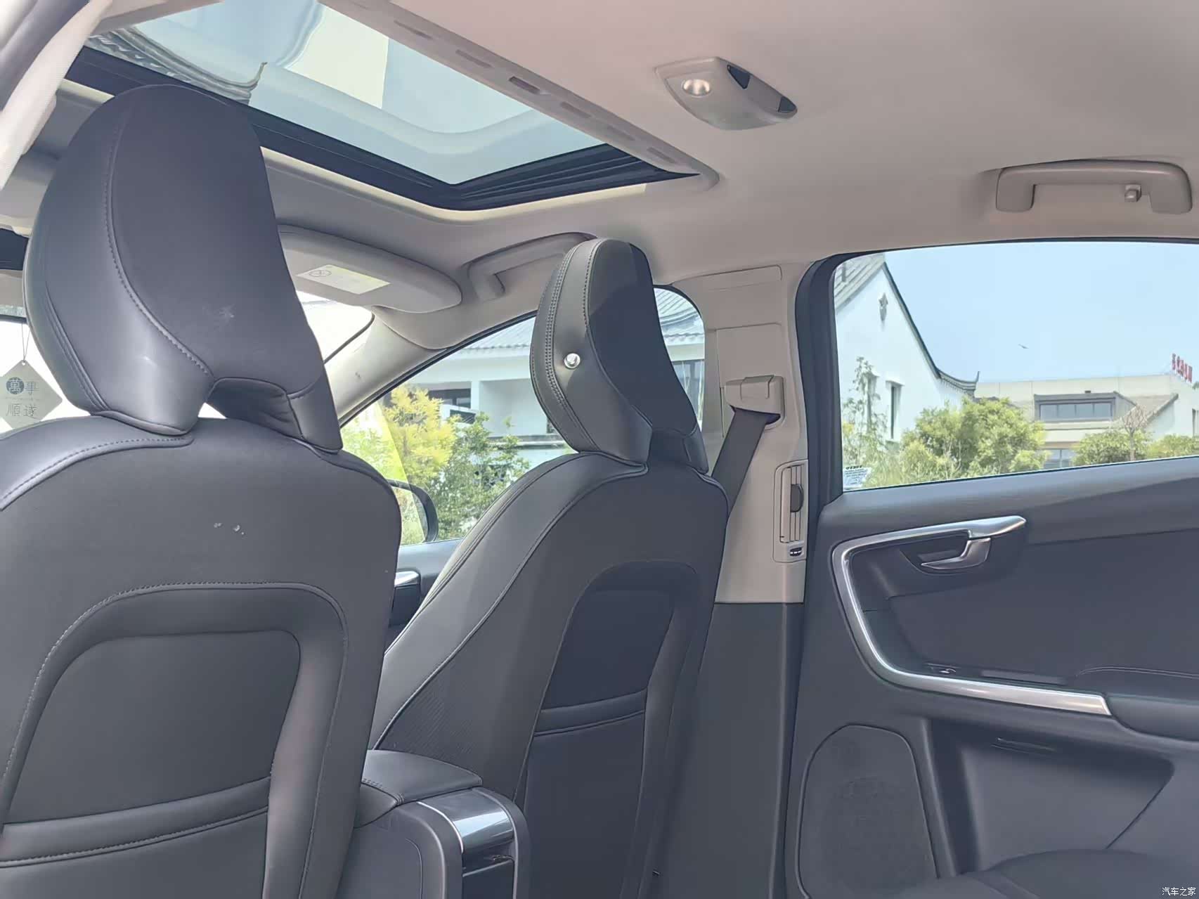 Volvo S60, 2016 11