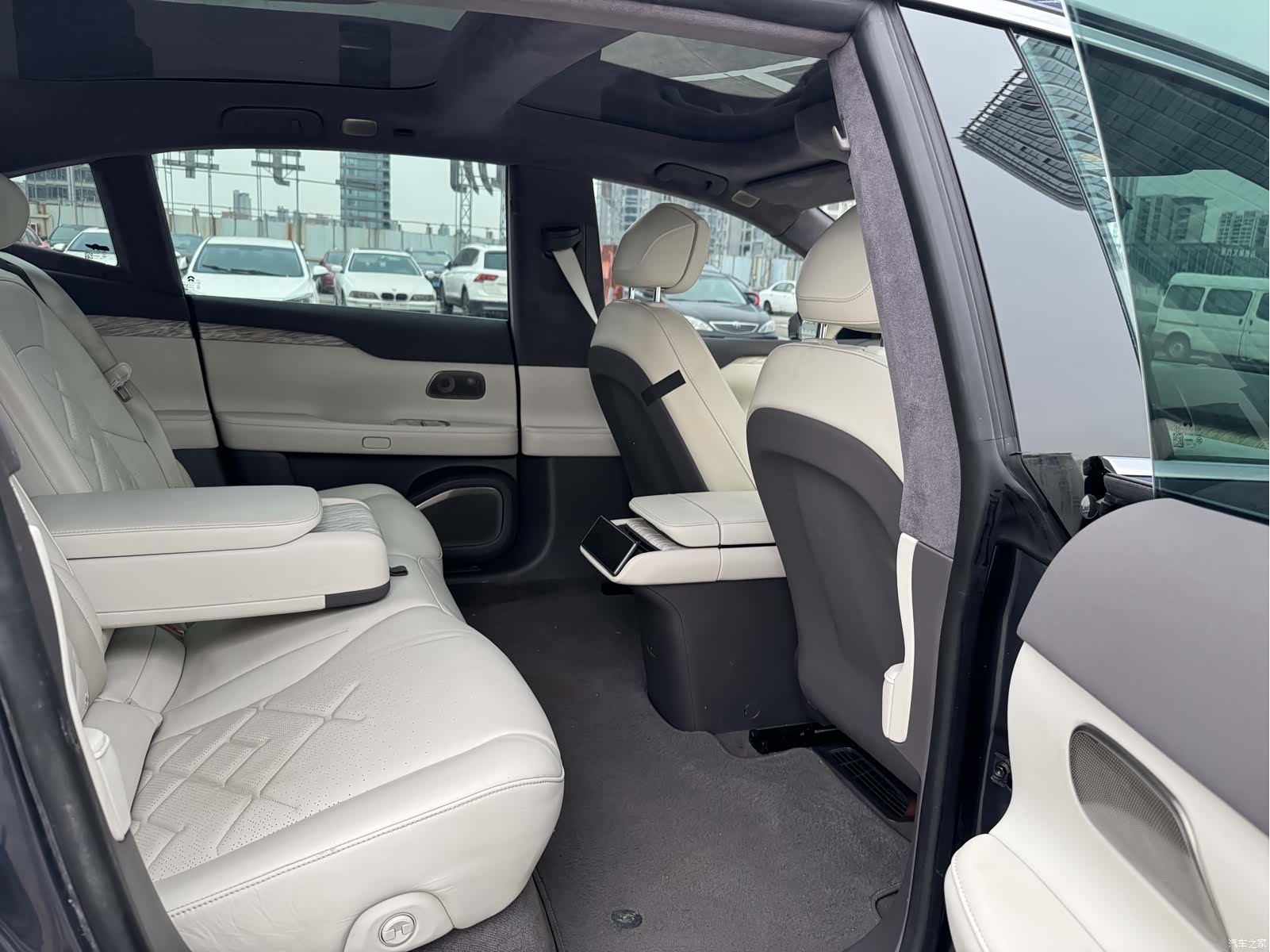NIO ET7, 2022 11
