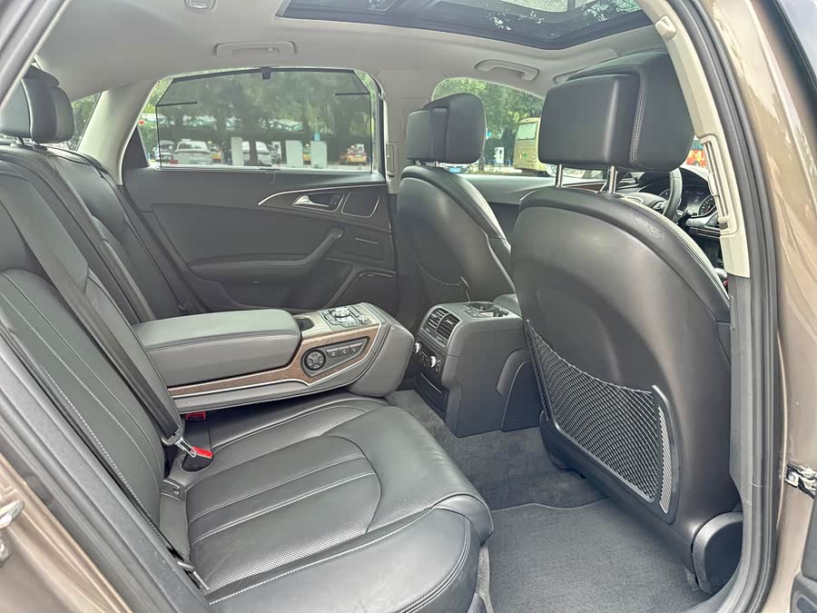 Audi A6L 2012, фото 36