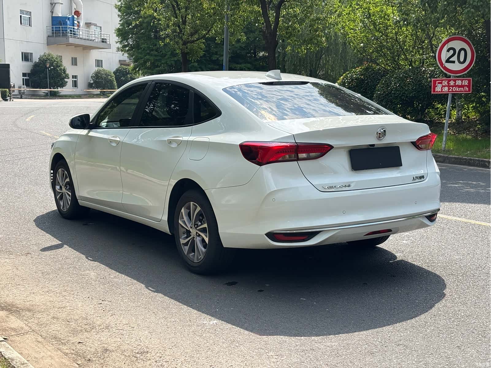 Buick Verano, 2024 11