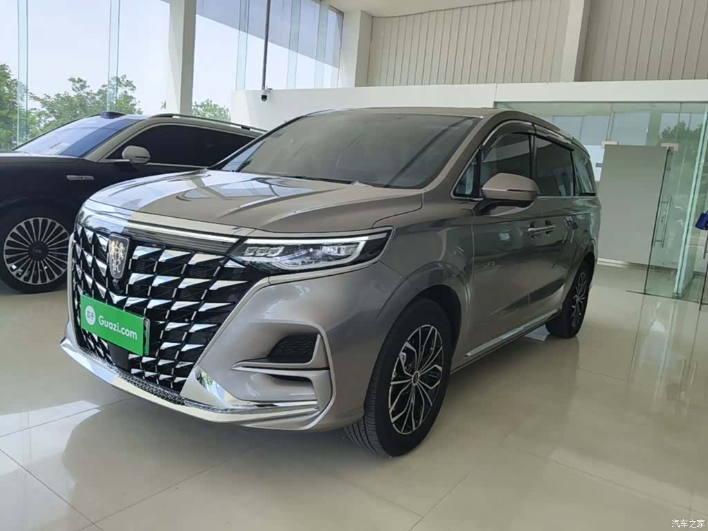 Roewe iMAX8, 2025 1