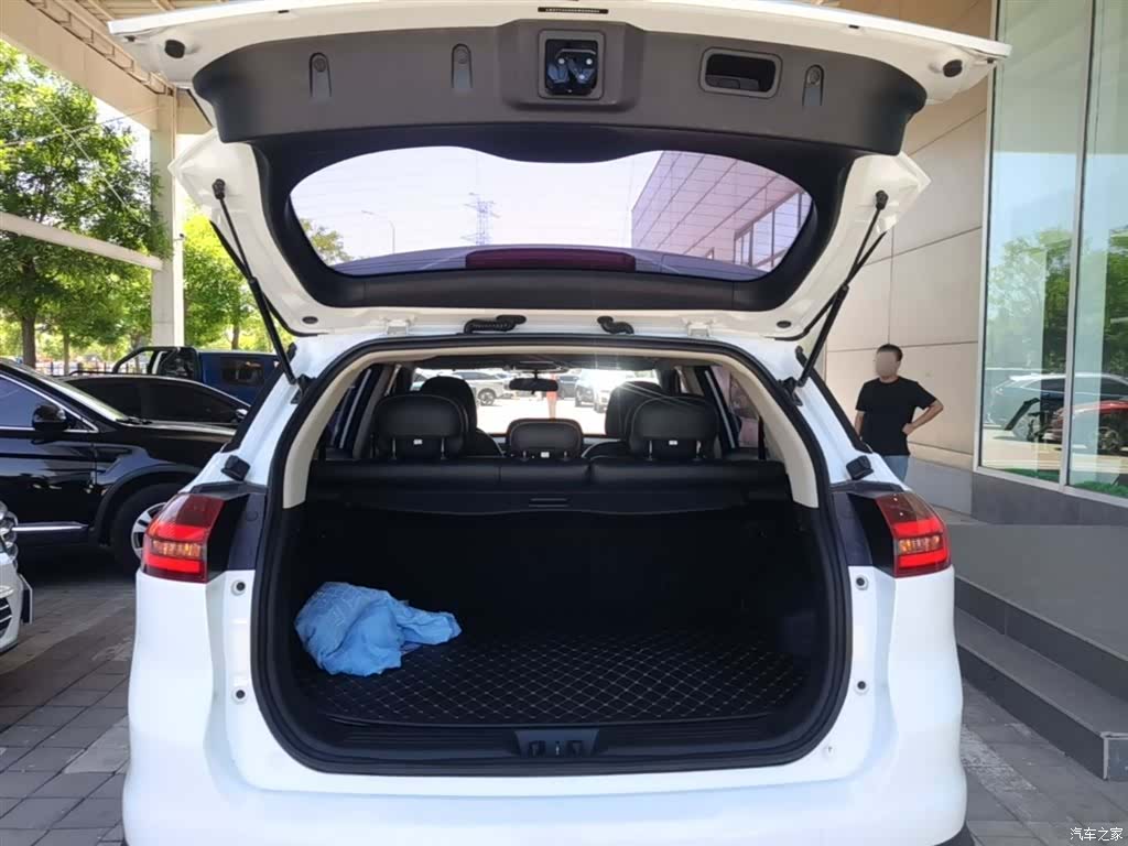 Geely Boyue, 2019 19
