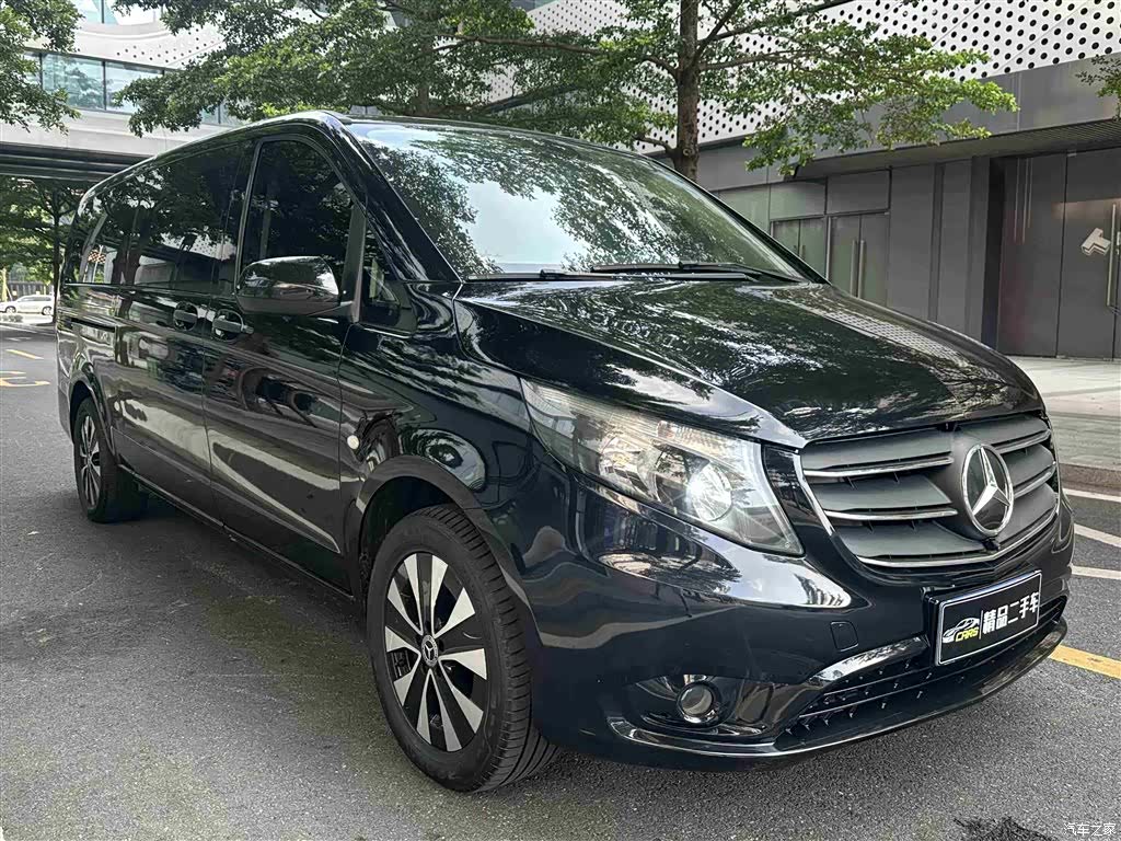Mercedes-Benz 7, 2021 3