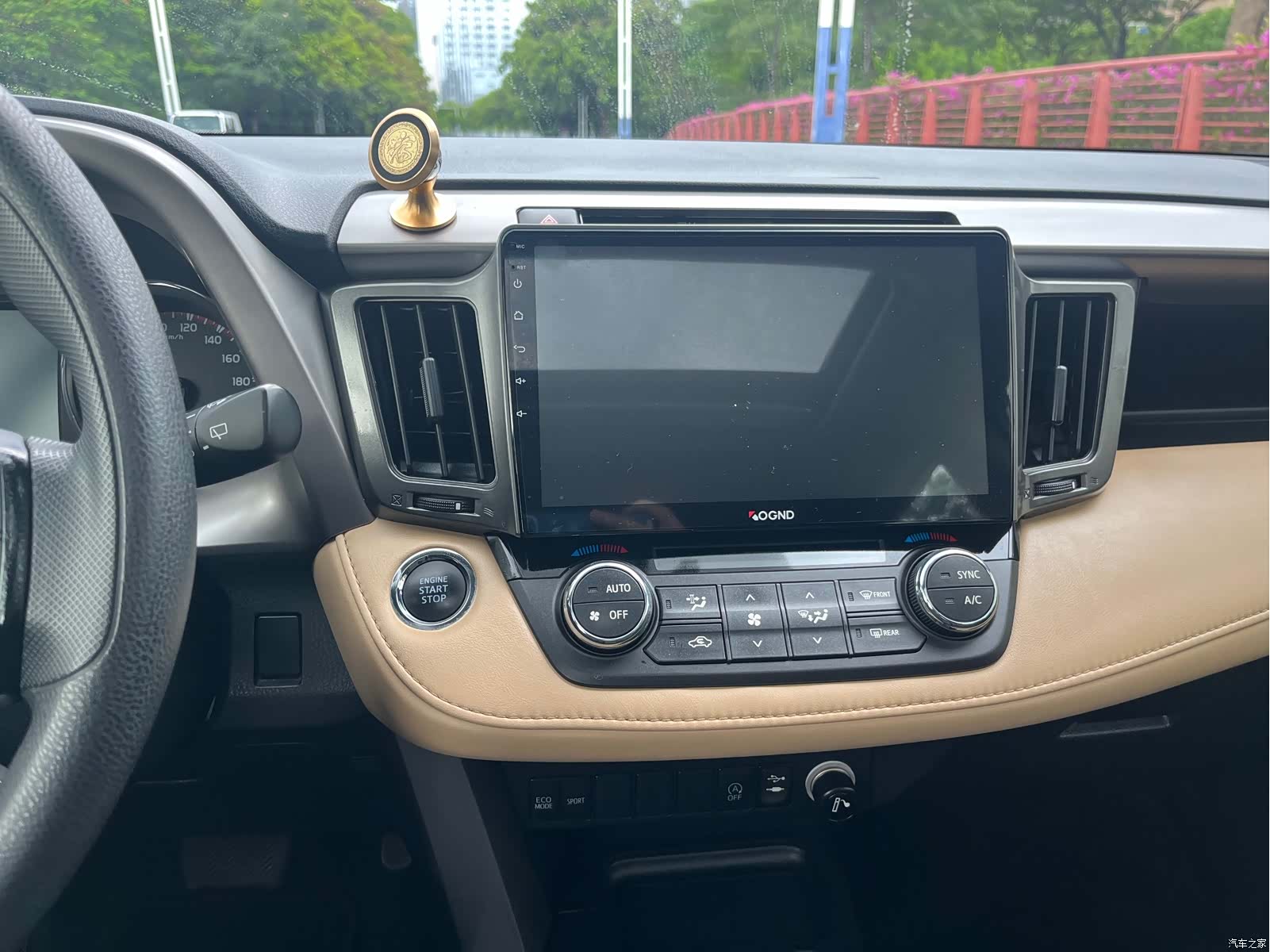 Toyota RAV4, 2019 15