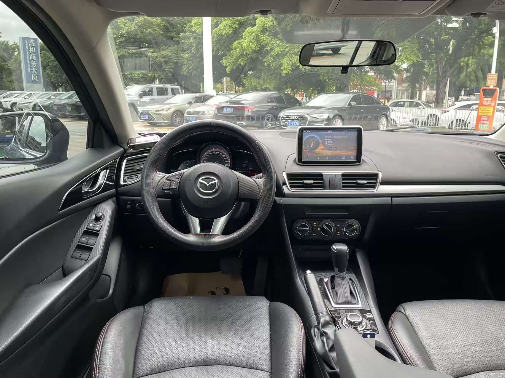 Mazda Mazda3, 2017 14