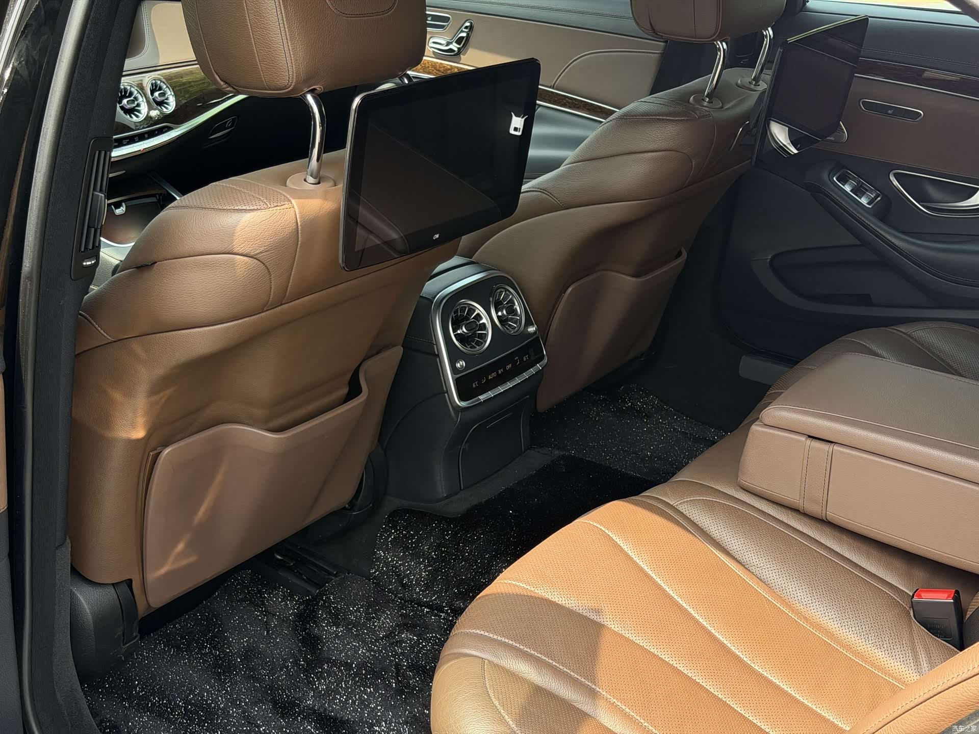 Mercedes-Benz S-Class, 2016 19