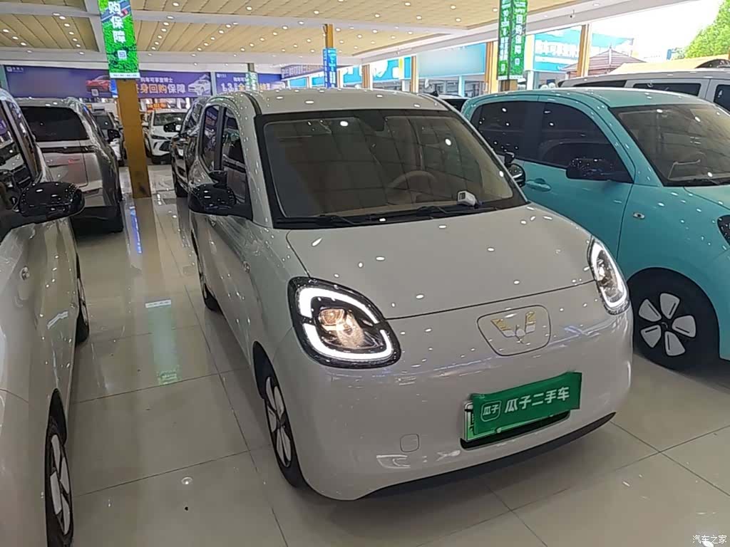 Wuling MINIEV, 2025 4