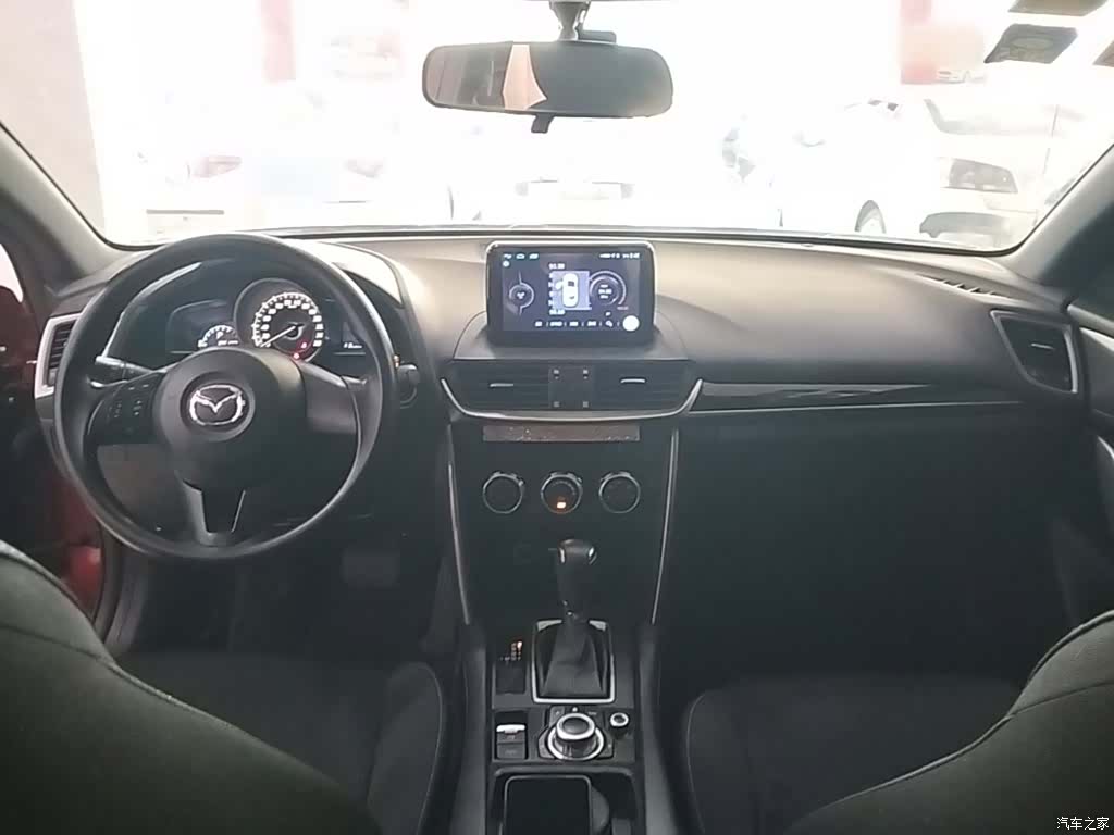 Mazda CX-4, 2017 10