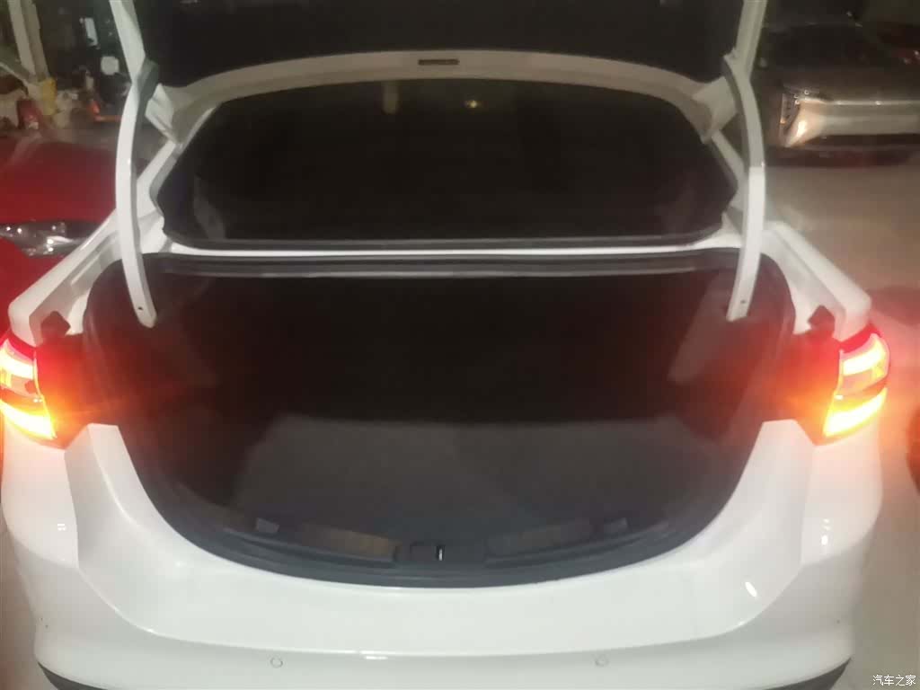 Ford Mondeo, 2017 15