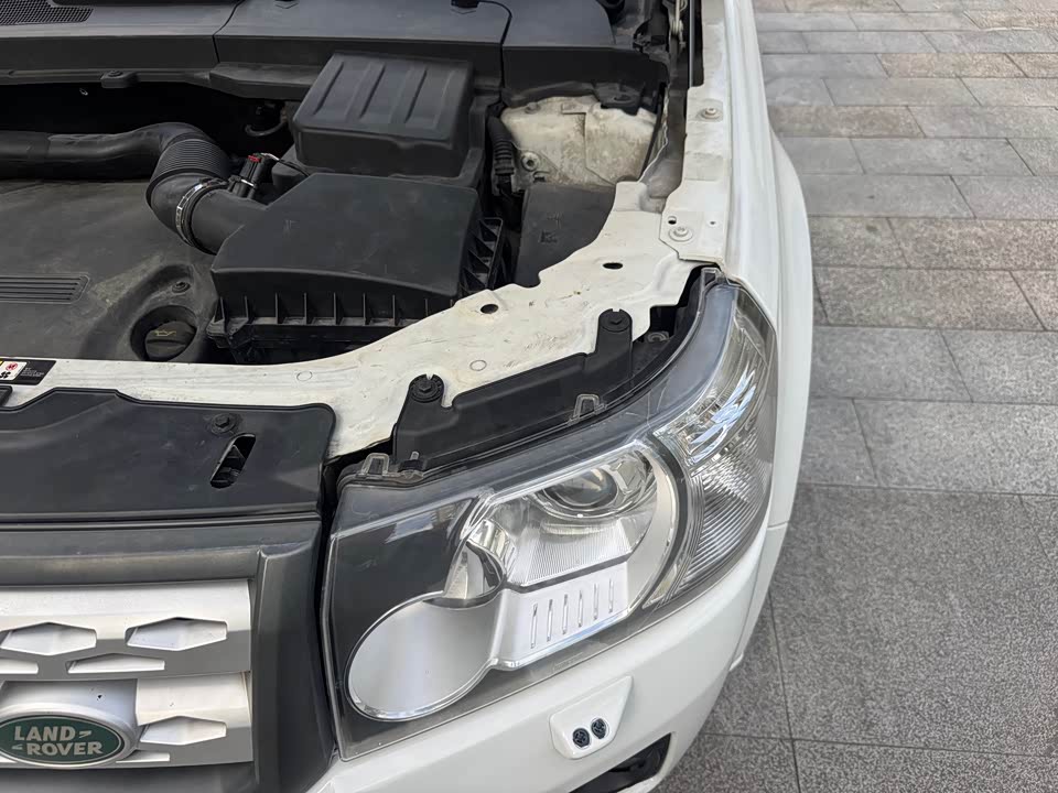 Land Rover Freelander 2