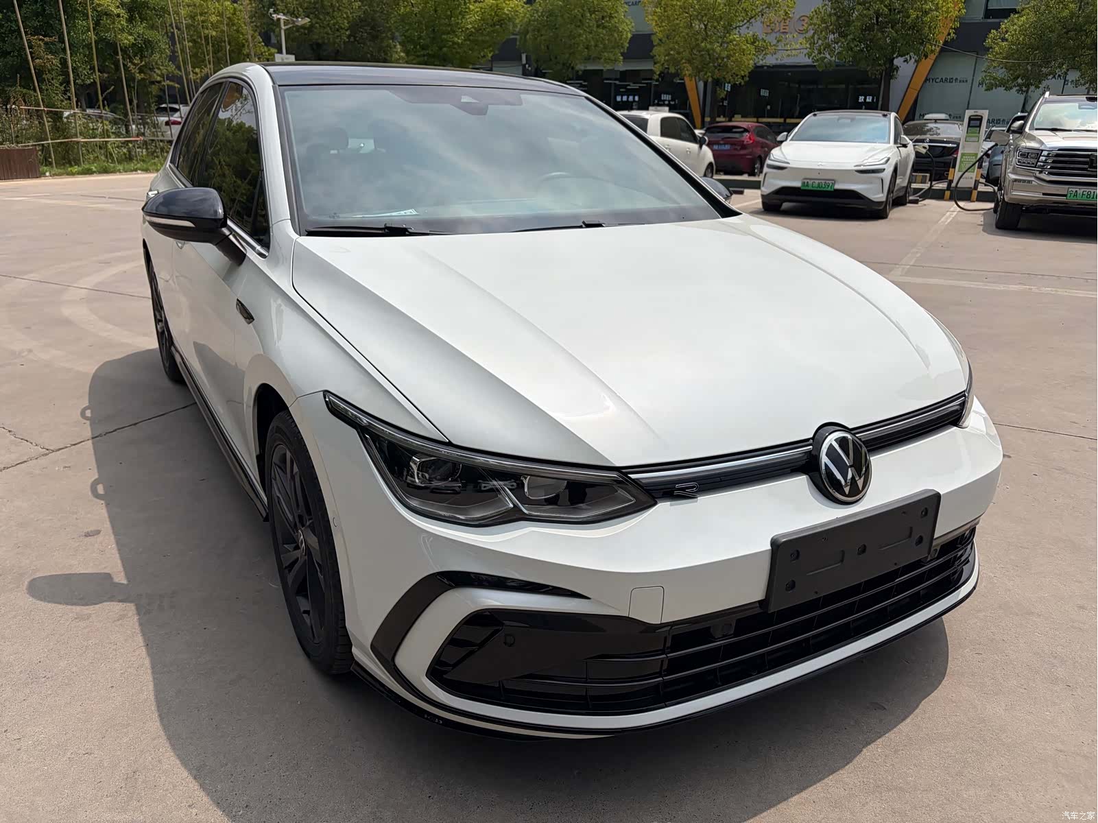 Volkswagen Golf, 2022 3