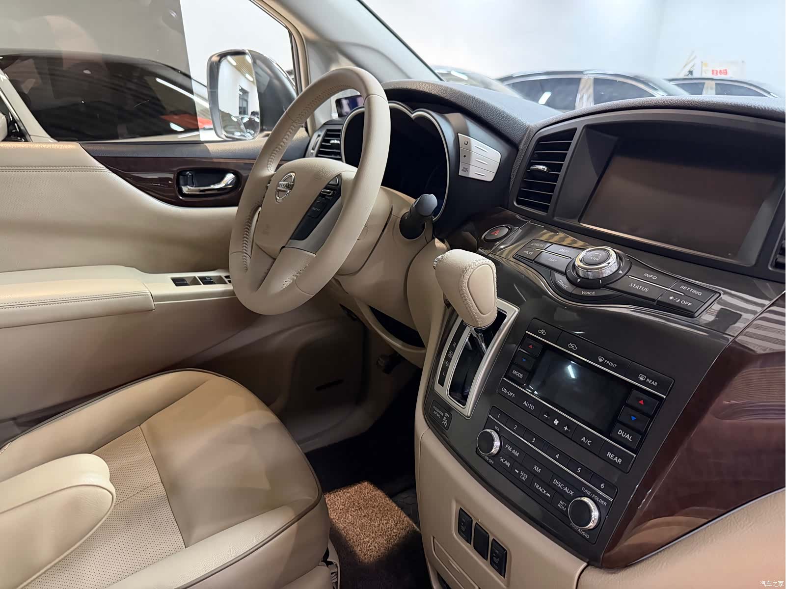 Nissan SL, 2016 22