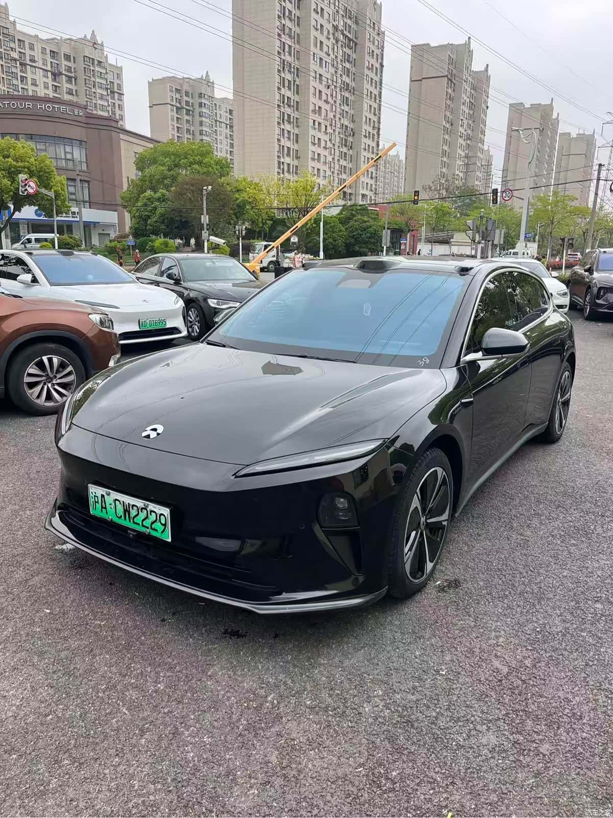 NIO ET5, 2023 все фото