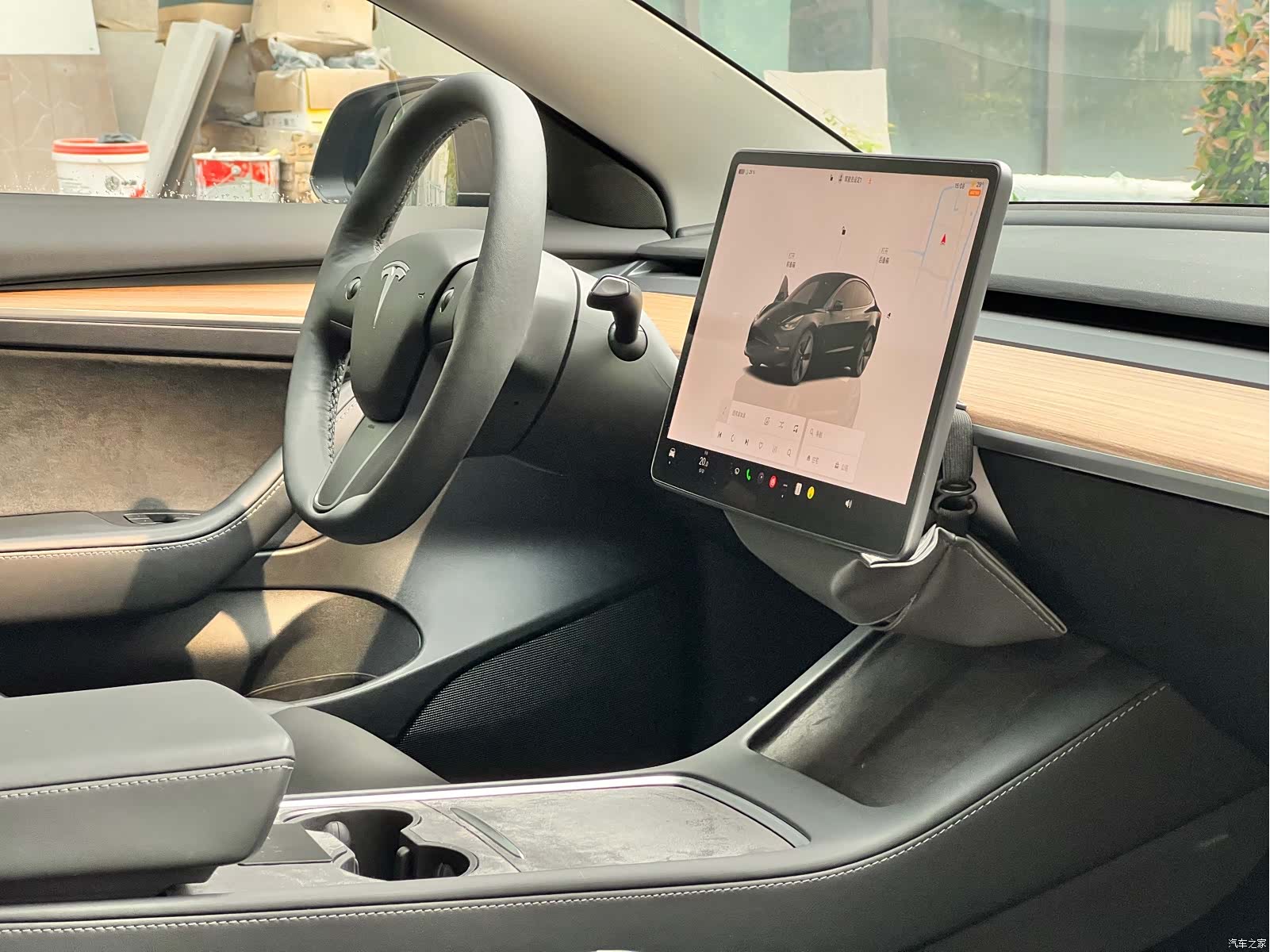 Tesla Model 3, 2023 12