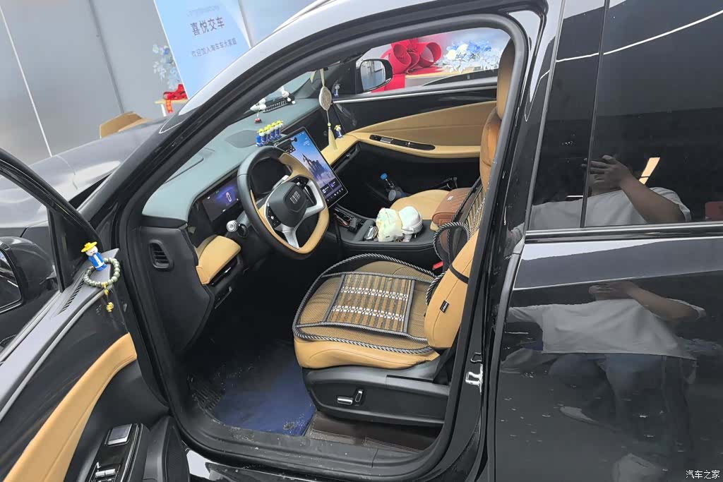 Geely Galaxy L7, 2025 9