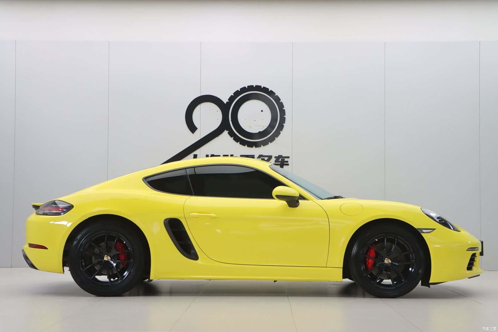 Porsche Cayman, 2017 8
