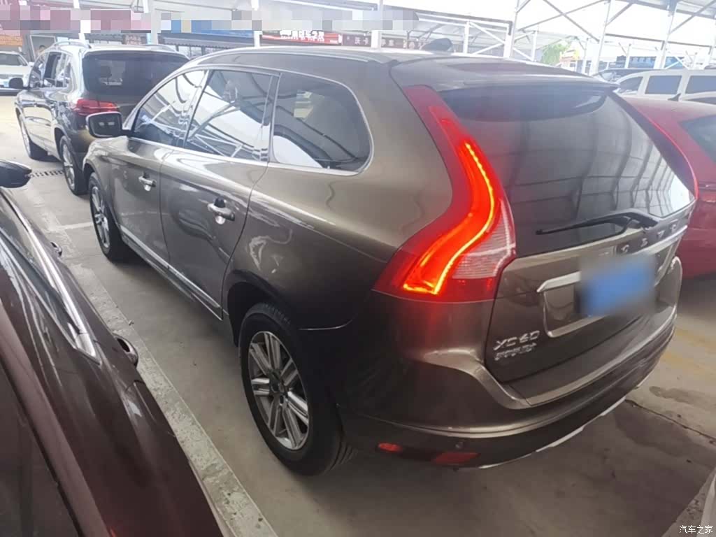 Volvo XC60, 2015 все фото