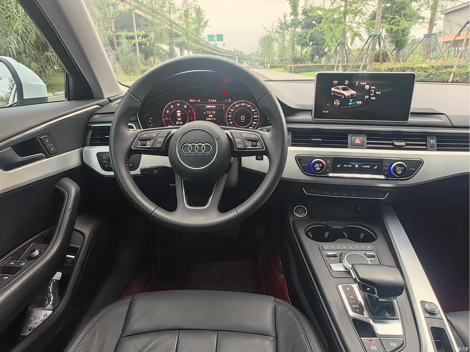 Audi A4L, 2019 12