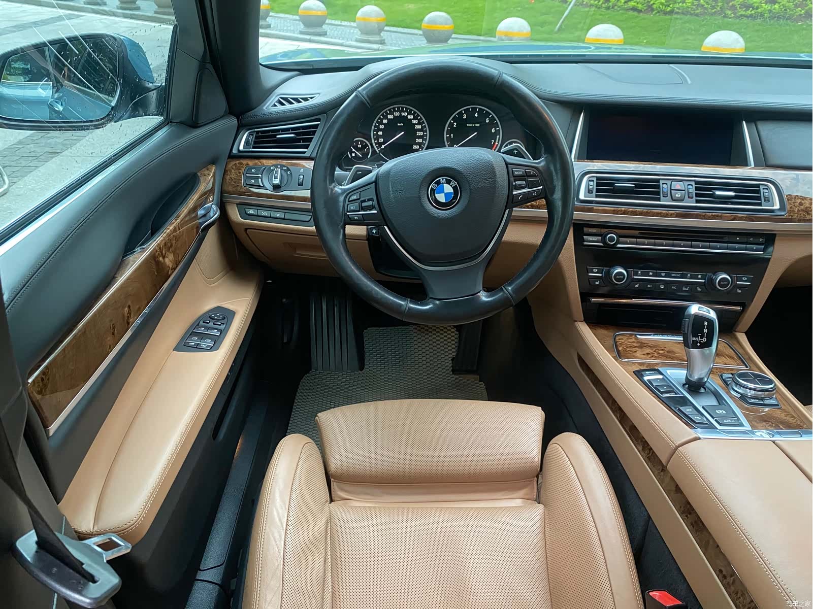 BMW 7 Series, 2013 все фото