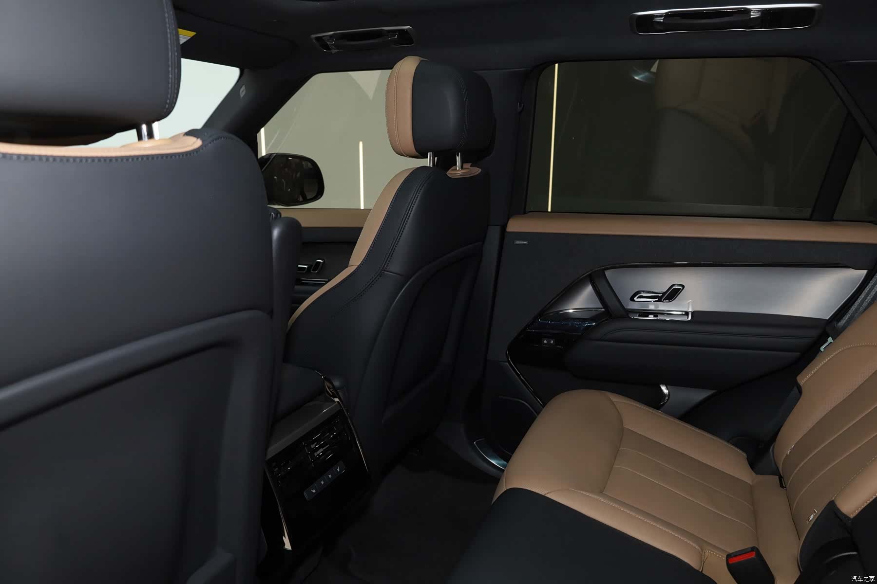 Land Rover Range Rover, 2025 17