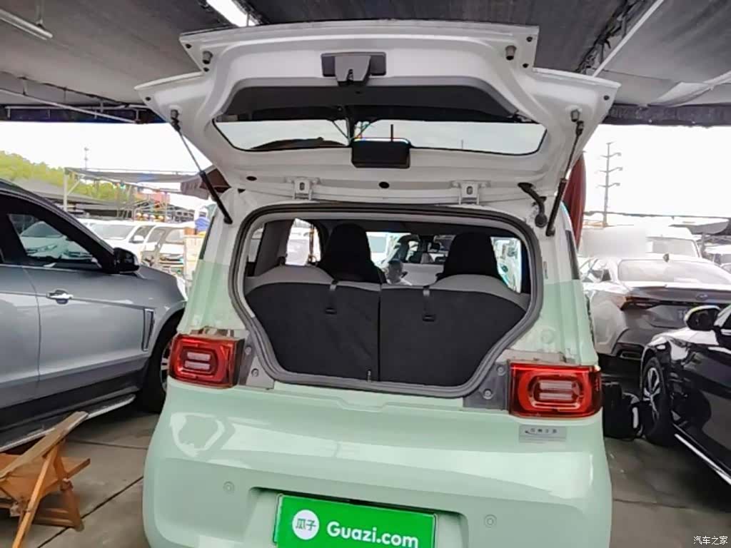 Wuling MINIEV, 2022 19