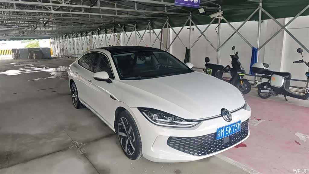 Volkswagen Lamando, 2022 3
