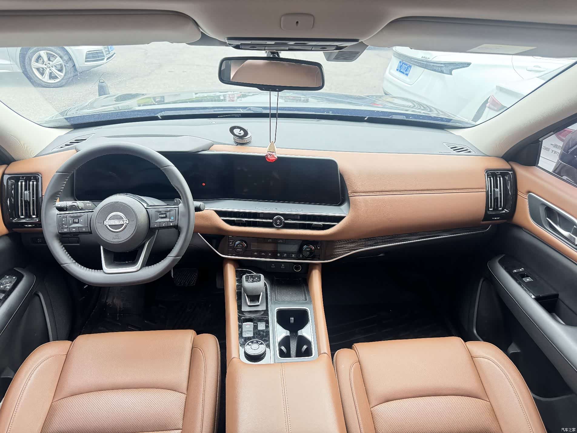 Nissan Pathfinder, 2024 6