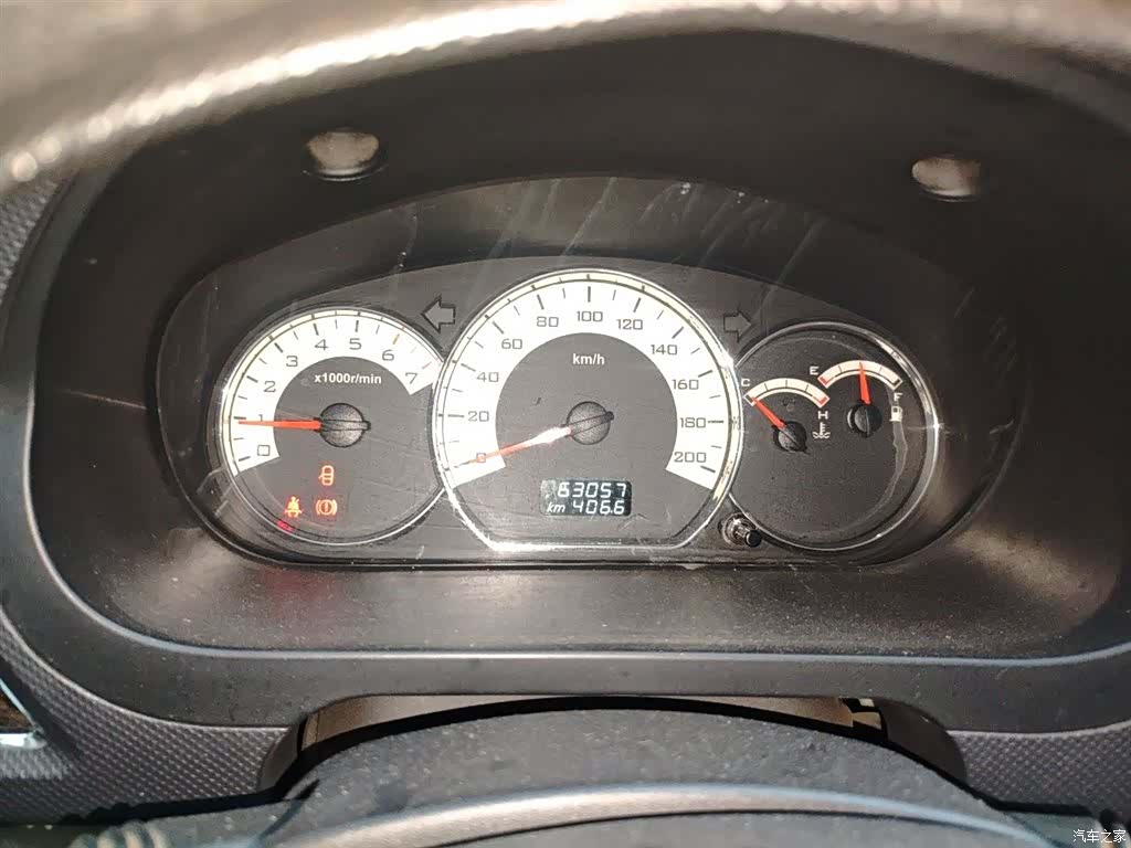 Wuling Hongguang, 2015 4