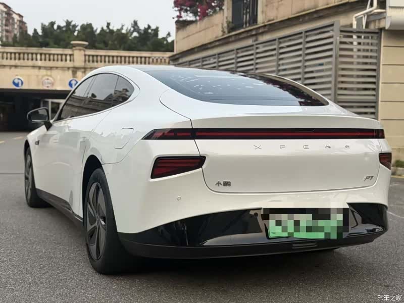 Xpeng P7, 2021 все фото