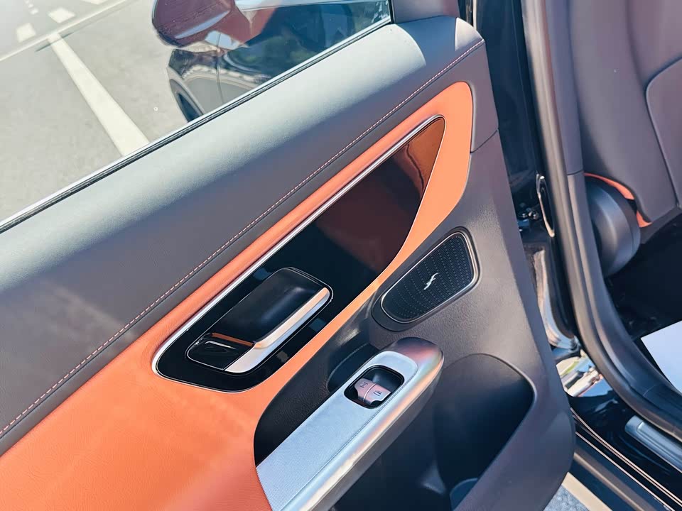 Mercedes-Benz GLC Mercedes-Benz GLC