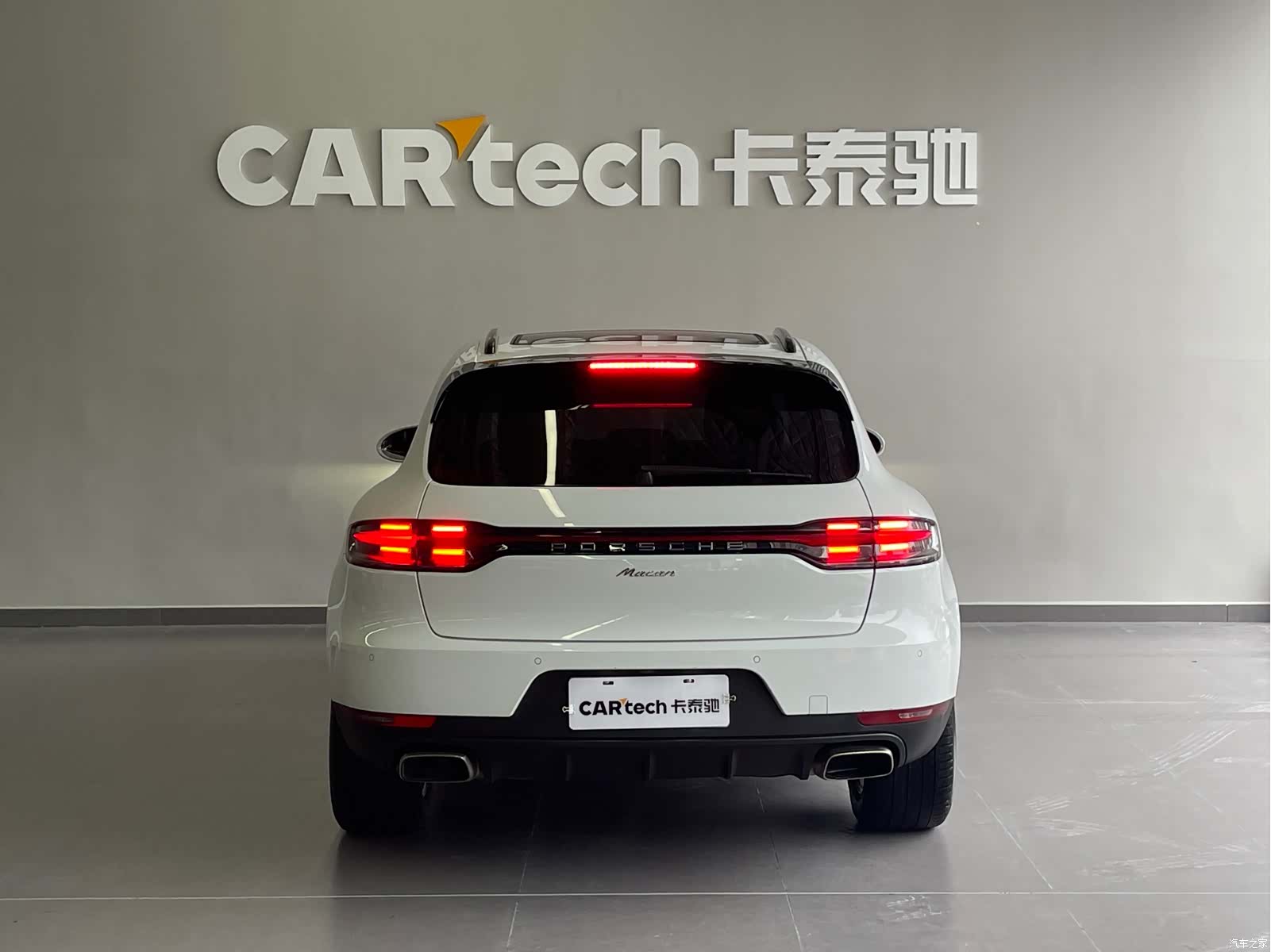 Porsche Macan, 2020 все фото