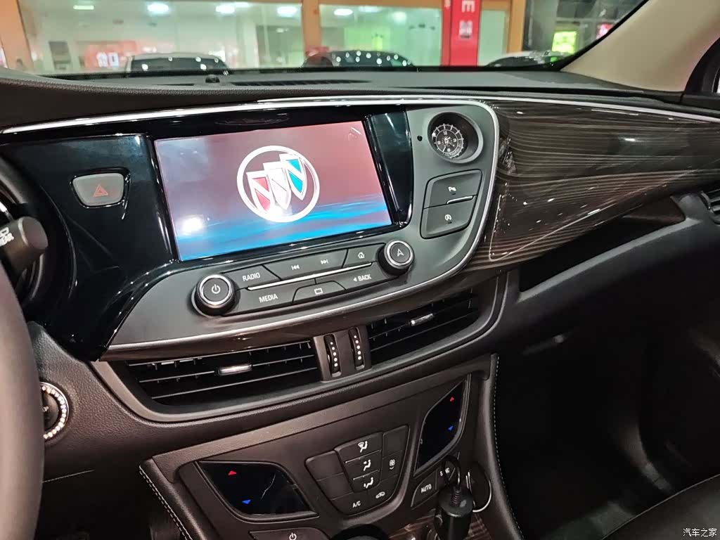 Buick Envision Plus, 2020 2