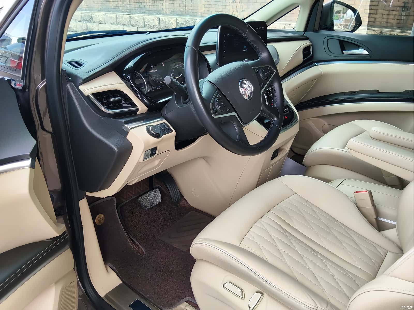 Buick GL8, 2024 8