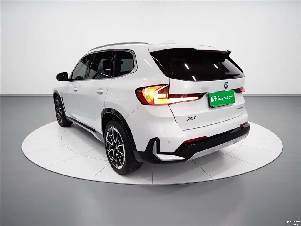 BMW X1, 2024 все фото