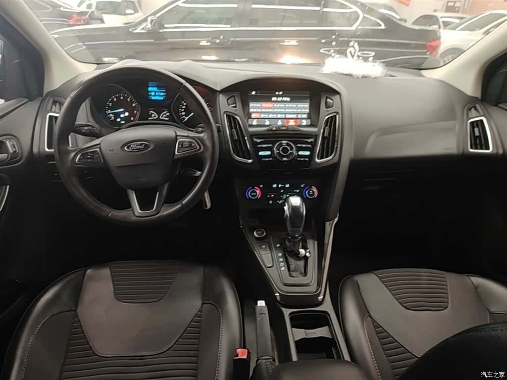 Ford Focus, 2017 10