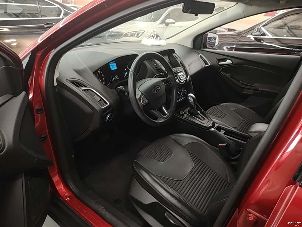 Ford Focus, 2017 16