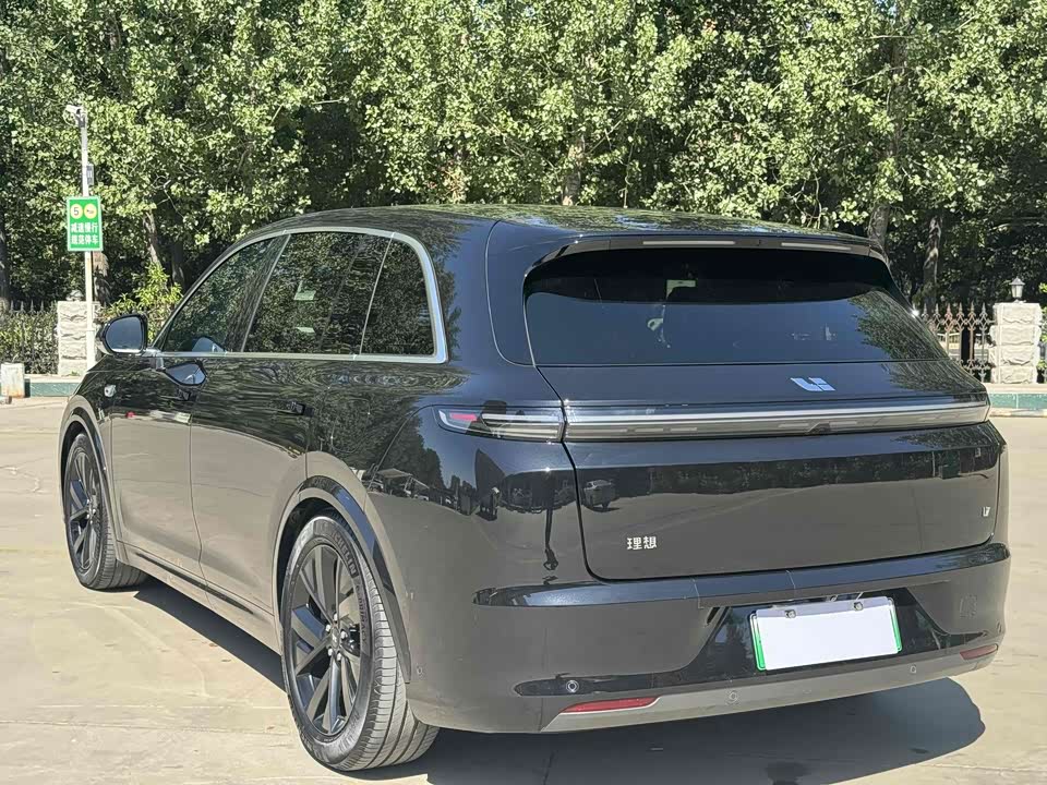Li Auto Ideal L7