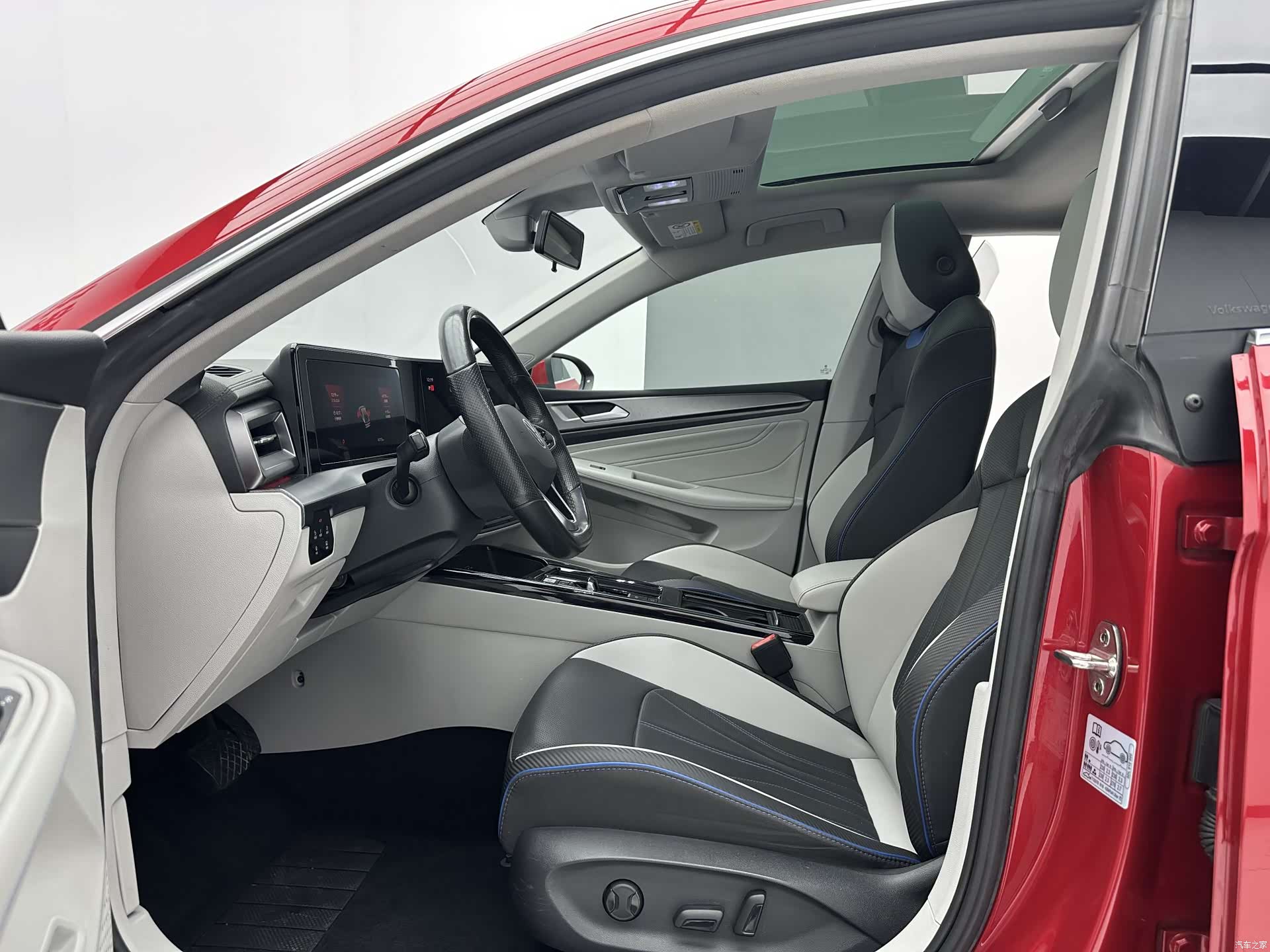 Volkswagen Lamando, 2022 все фото
