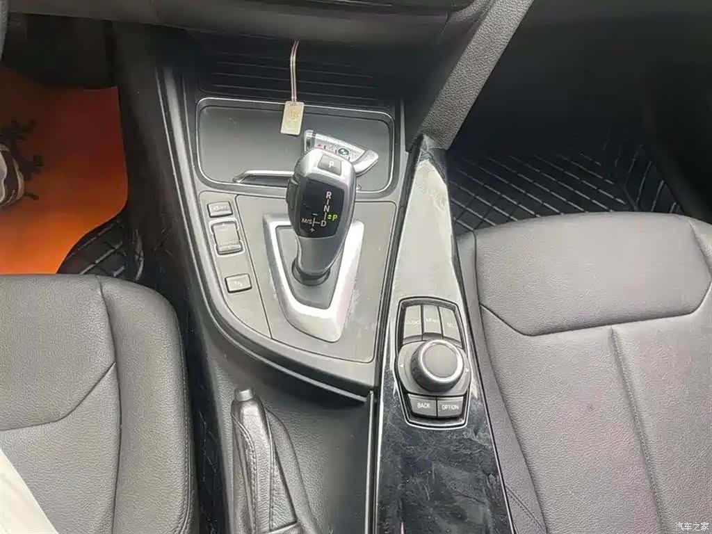 BMW 3 Series, 2017 11